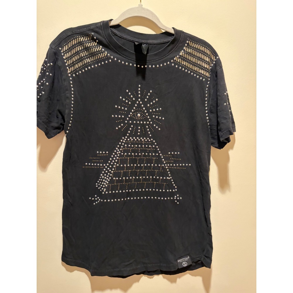 Switch Remarkable Mens Black Studded Pyramid Graphic T-Shirt Small Streetwear